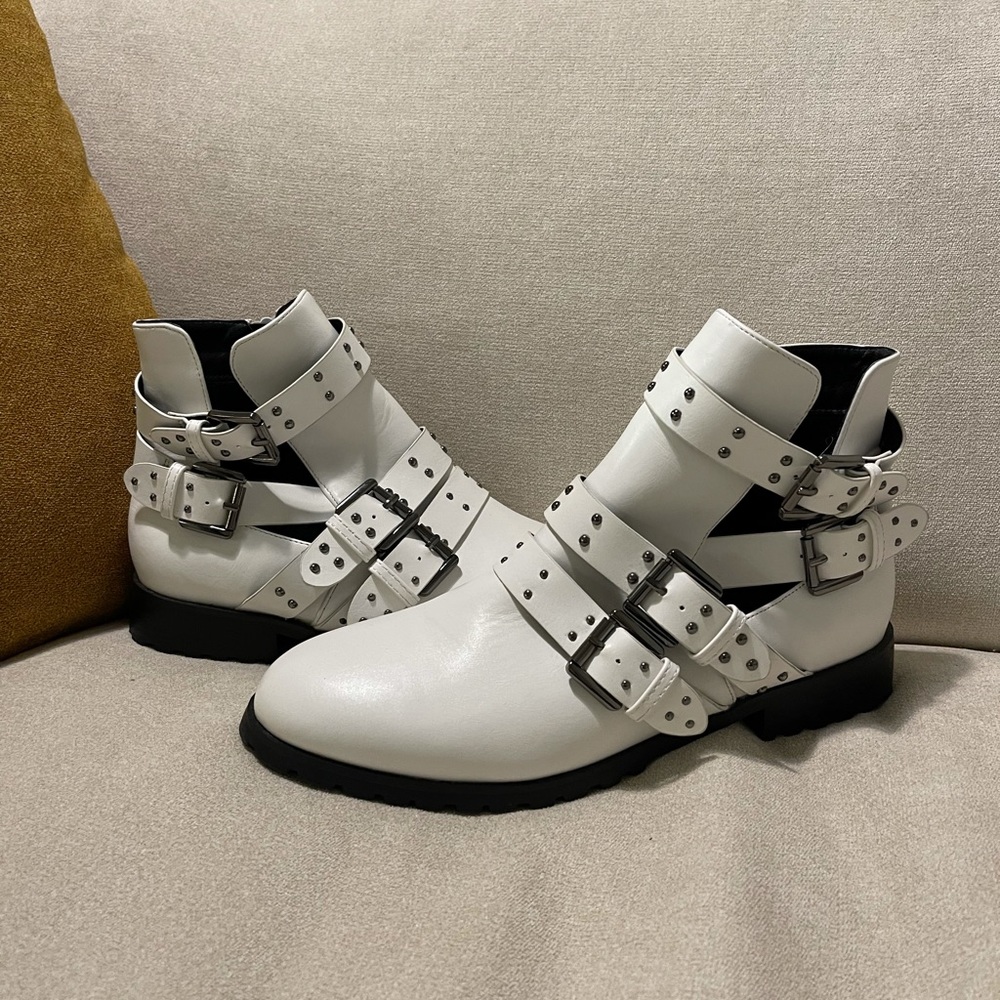 White Bootie